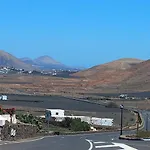 Centro Ave Fenix Nyaraló Femés