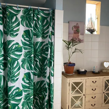 Centro Ave Fenix Tatil Evi Femés